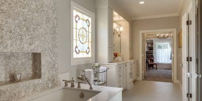 Newly renovated bathroom done by RSU contractors the best bathroom and kitchen residential/commercial contractors in Brentwood, Franklin, and Murfreesboro, TN.